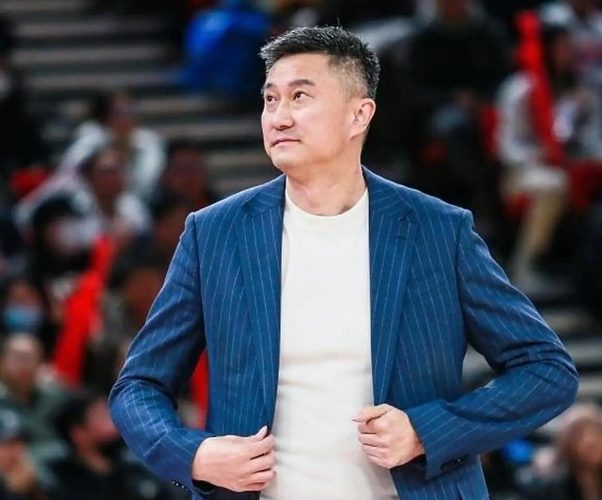 裁判太双标！迪亚洛恶意犯规可不是头一次！广东男篮客场拿下魔鬼主场山西，不得不说杜