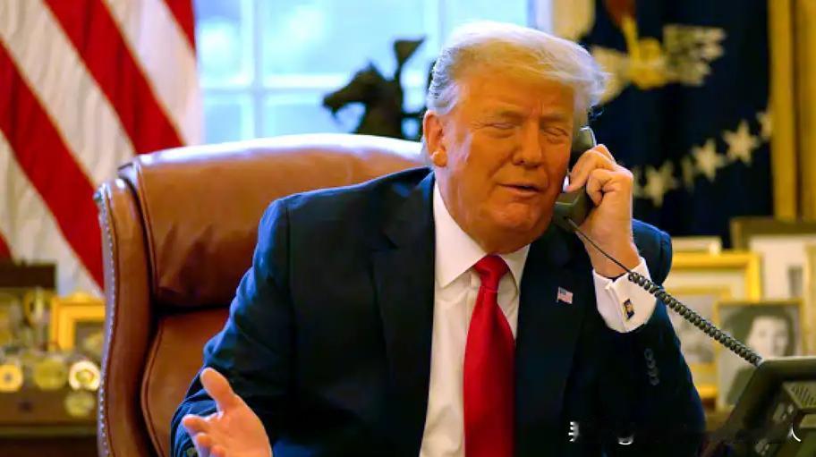 特朗普这招太毒了！就在刚刚，他连发三道“追杀令”，直接把美国的国门变成了非法移民