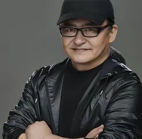 刘欢借给走投无路的宋柯近百万，十几年没催过，也没跟任何人提过。九十年代末这笔钱够买几套房，他却只当帮