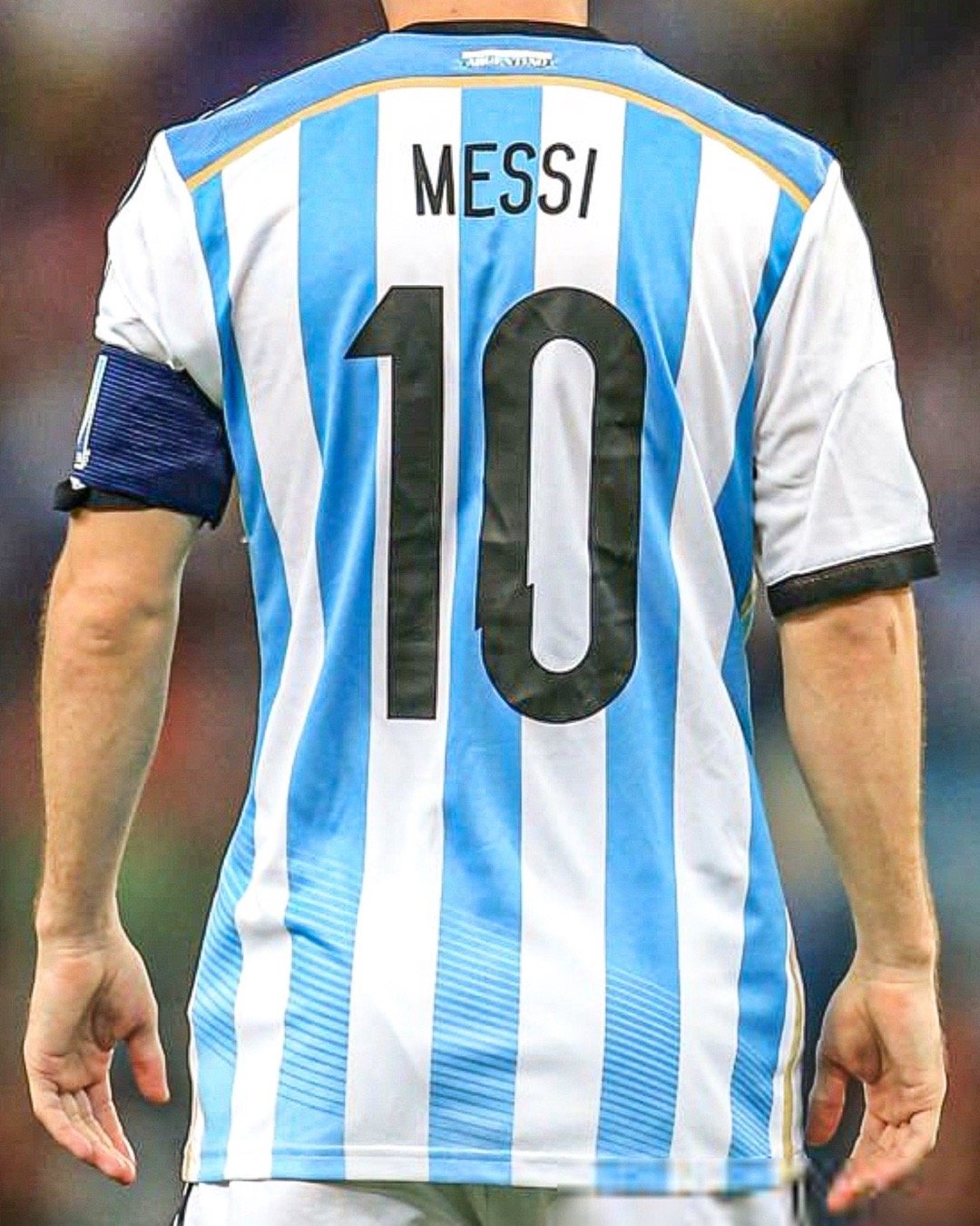 🇦🇷🔟这些是在梅西缺阵时，阿根廷国家队穿过🔟号球衣的所有球员：◉沃尔
