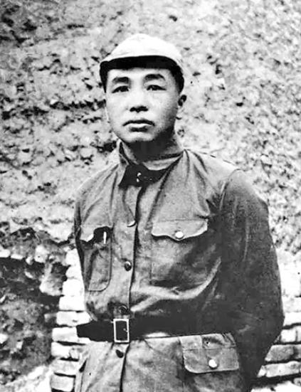 彭德怀，虽然话已含糊不清，但依然掷地有声：“我这一生有许多缺点，爱骂人，骂错了不