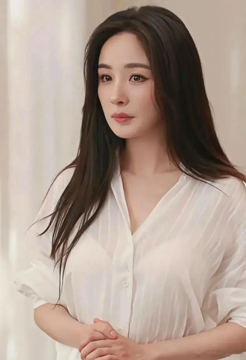杨幂说，为了演好宁绣绣这个角色，我提前4个月去山东体验农活，学习当地的方言，那里