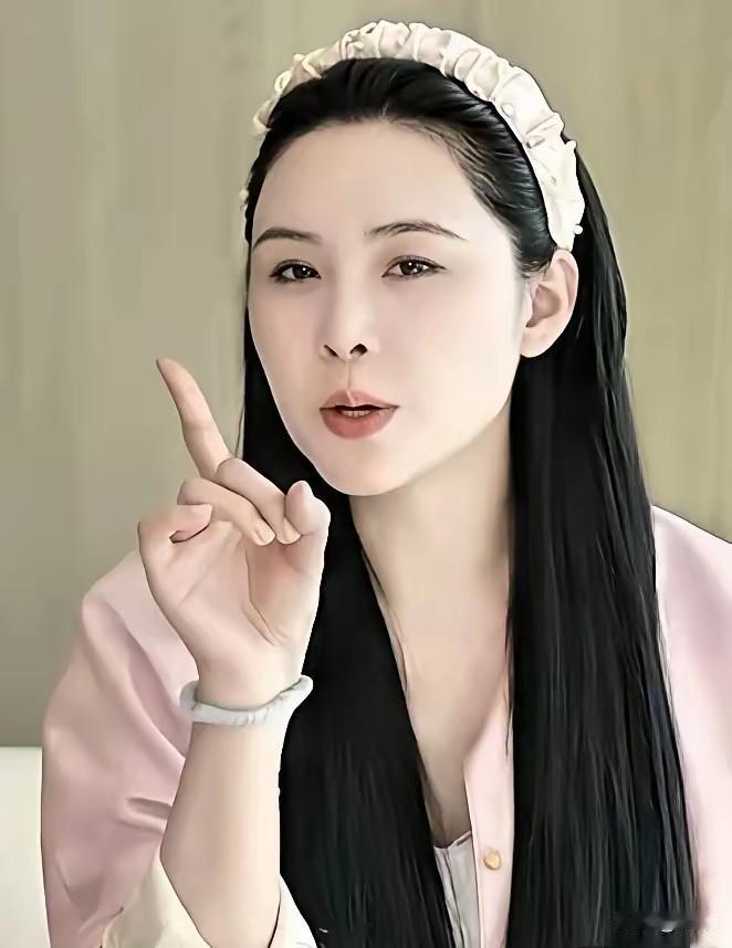 果然是分手见人品！张五部又出来蹦哒，竟然内涵前男友“说谎、不孝、邋遢、焉坏”！