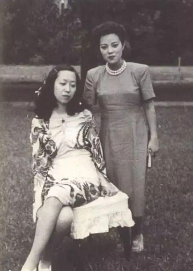 1956年夏天，36岁的张爱玲发现自己意外怀孕，她告诉了当时的65岁美国男朋友赖