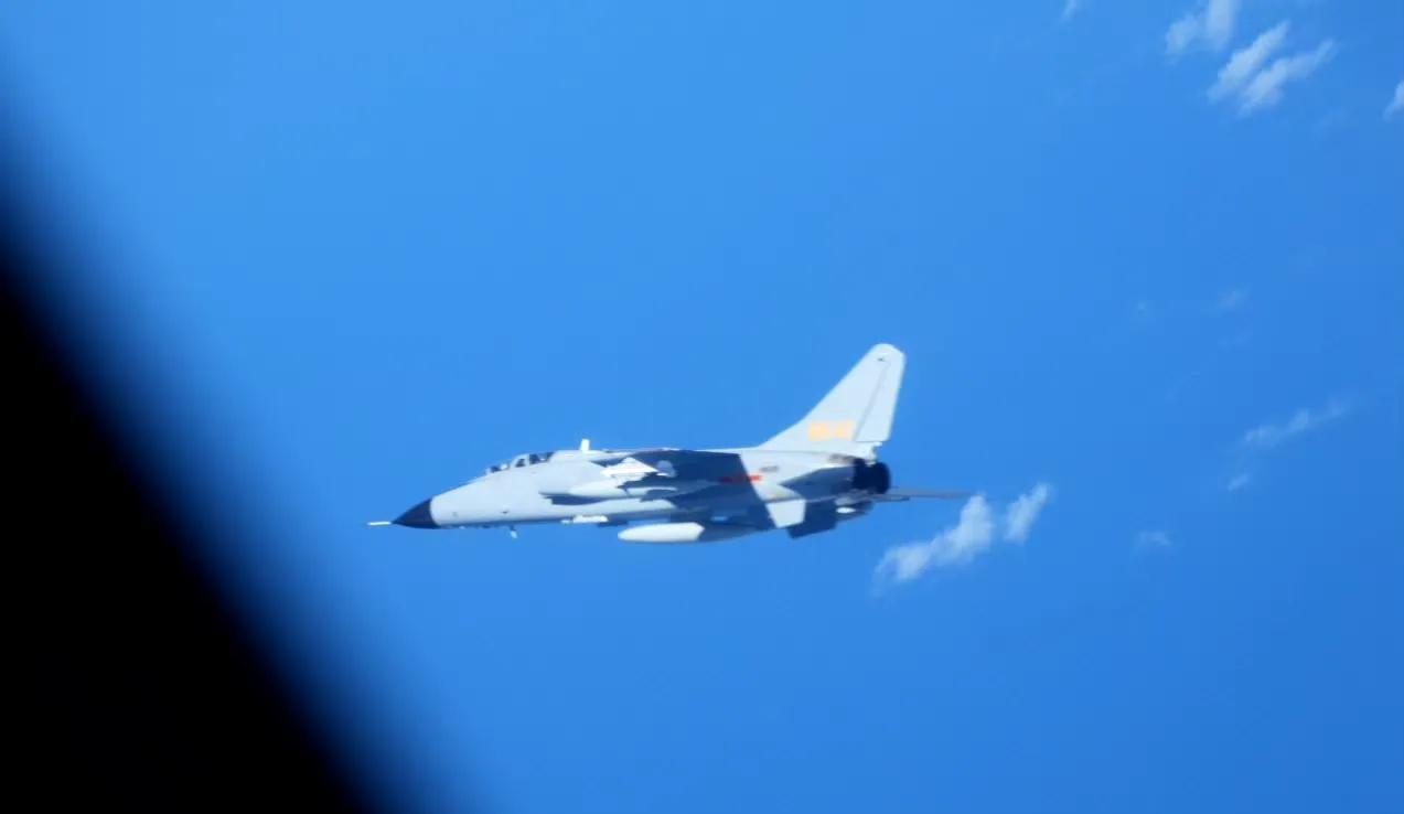9、10日连续两天，空军派出歼轰-7A“飞豹”到东海成功拦截倭国军机！其中9日那