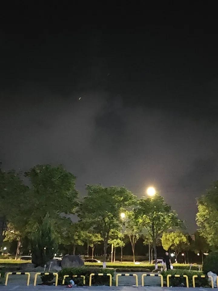 养生的最高境界就一个字：简！少折腾，才能少跑医院很多人搞养生，越养身心越累