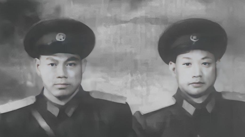 1953年，志愿军庆功会上，团政委向守义和老乡团长聊家世，聊着聊着，政委大吃一惊