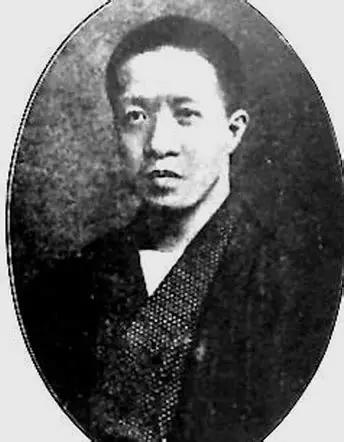 1929年章太炎来杭州楼外楼吃饭，恰好蒋介石和宋美龄来吃饭，双方各吃各的，互相也