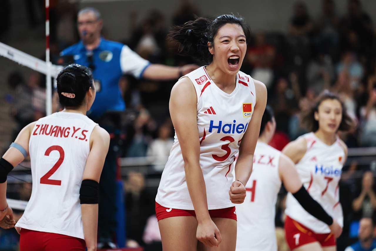【技术统计榜中国女排3人7项进前10】世界女排联赛分站赛两周结束中国女排5胜