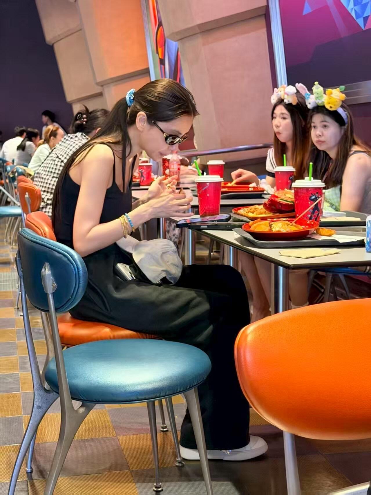 我的关注点是：好多手机啊