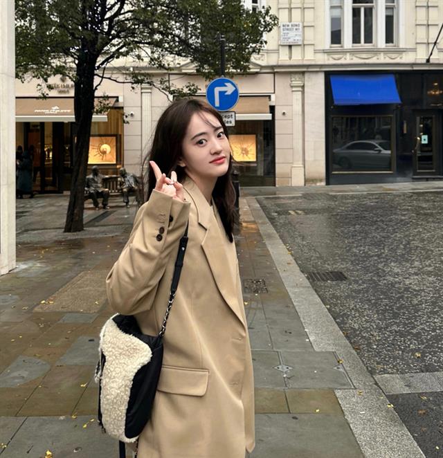 同品牌不同待遇, jkl庆生赞助送他一辆车, TheShy只收到全明星票