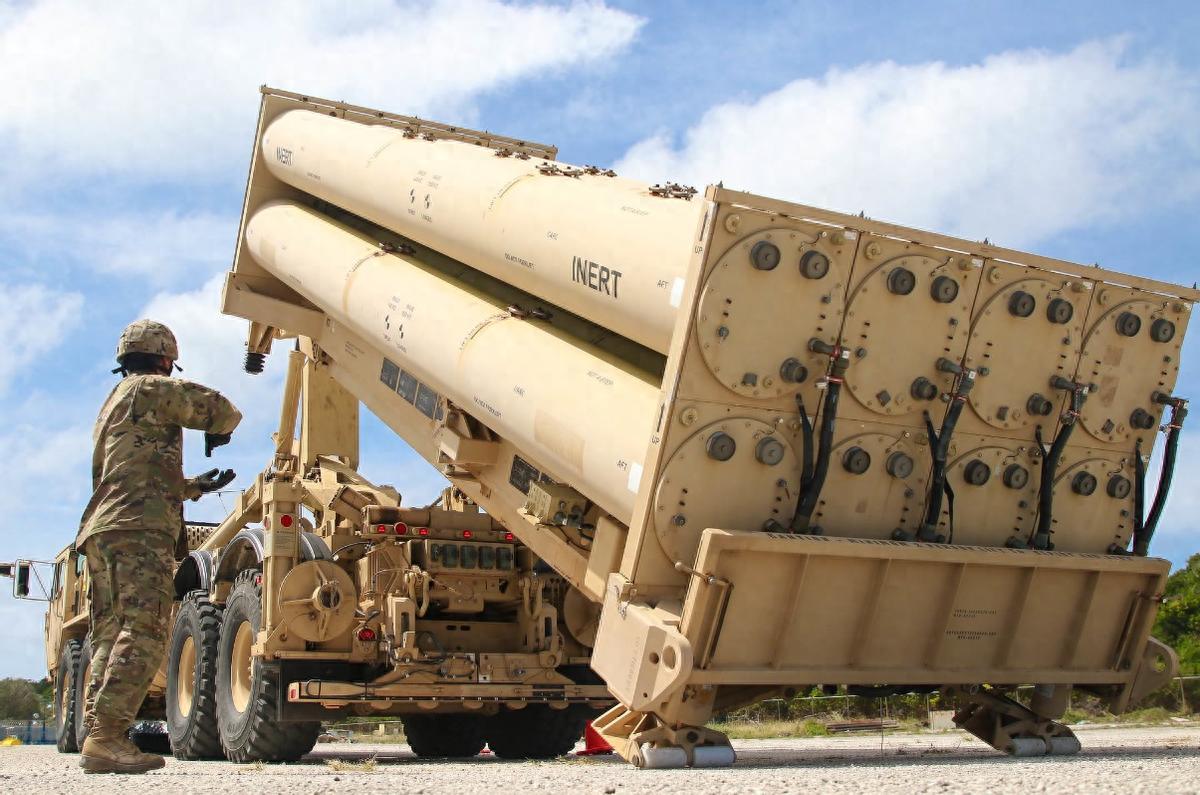 海湾国家急需“回血”，立马抛出军火大单，结果美国竟然没上桌？这次美、以、伊激烈