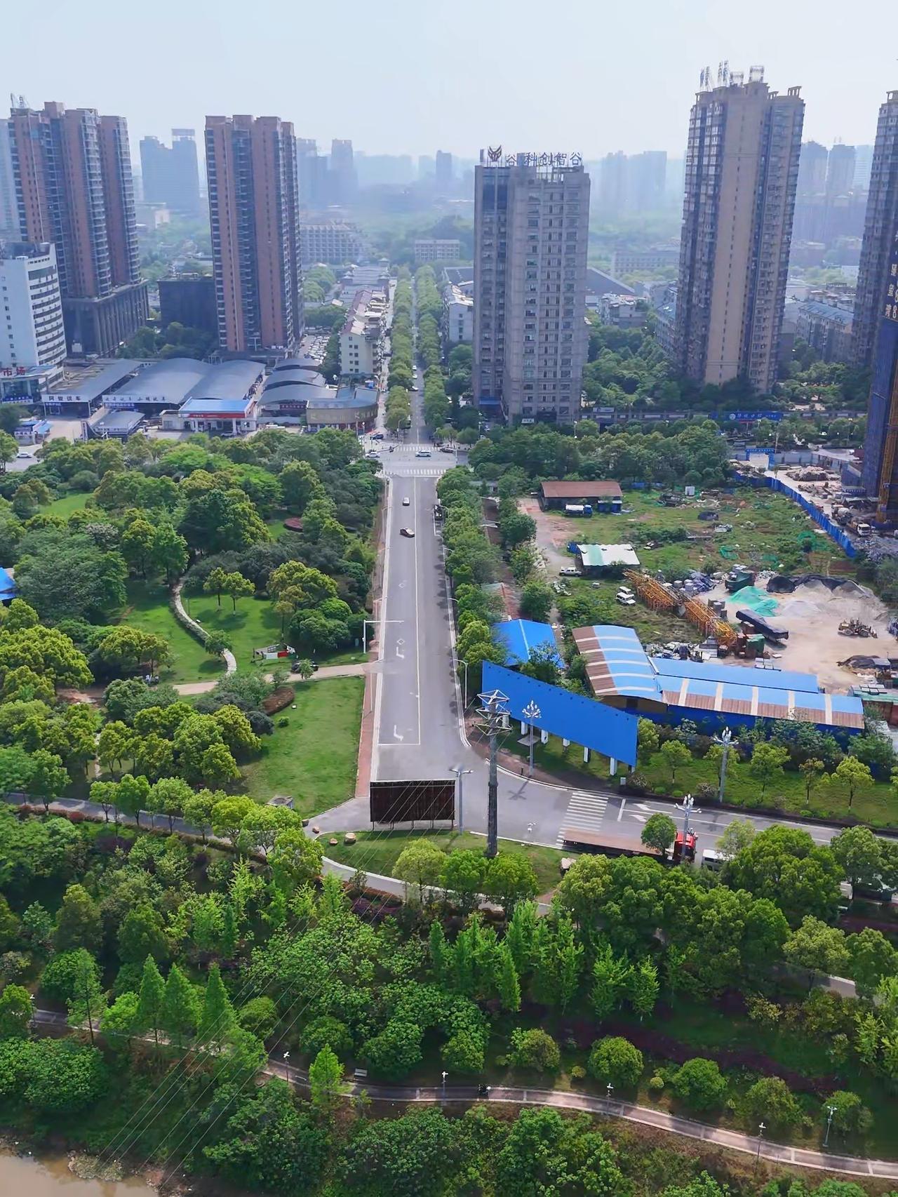 看来衡阳蒸水沿岸还是要强于湘江和耒水，我说的是市场角度。 4月19日，衡阳本