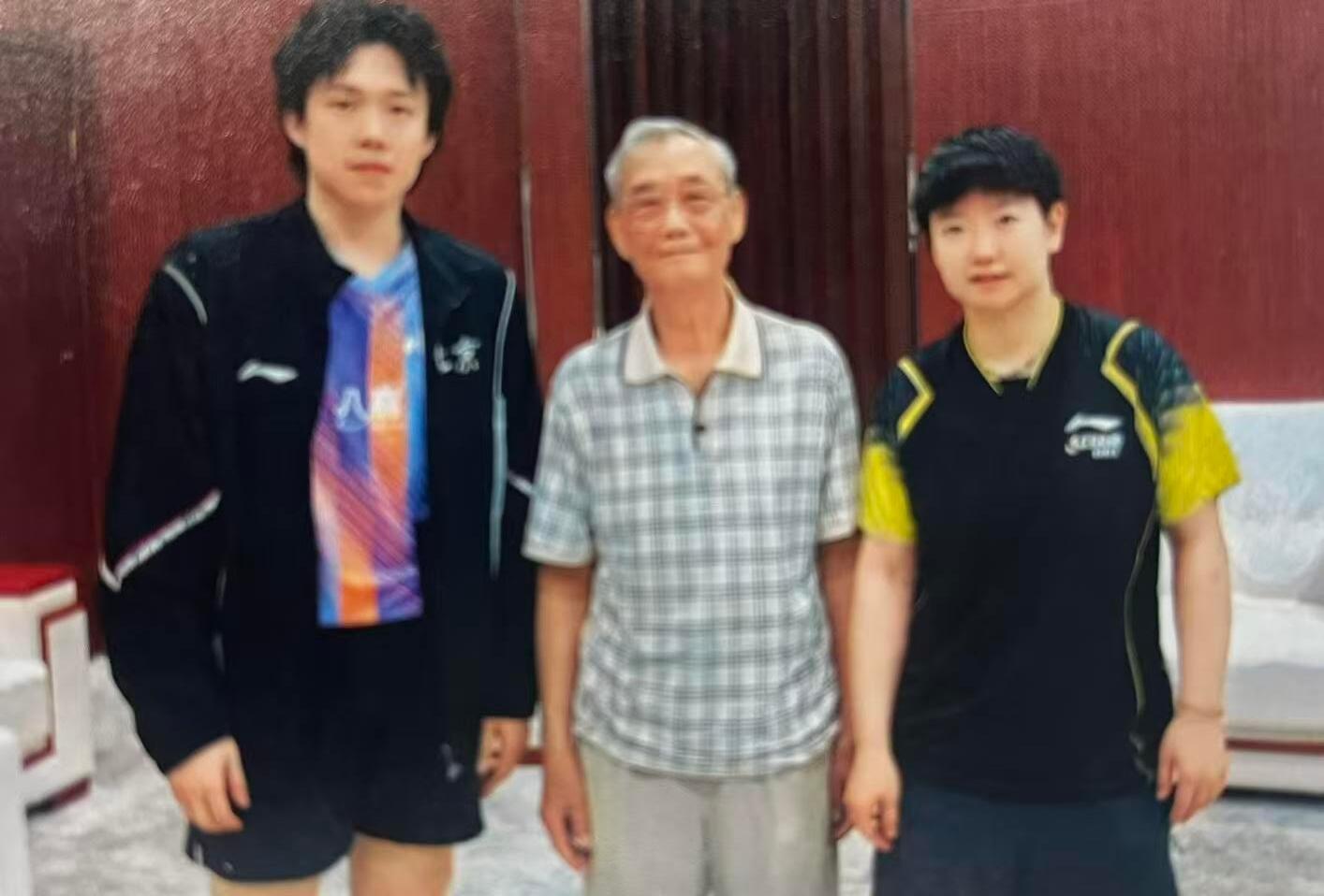 全锦宝🥺🤲🏻居然是合照​​​