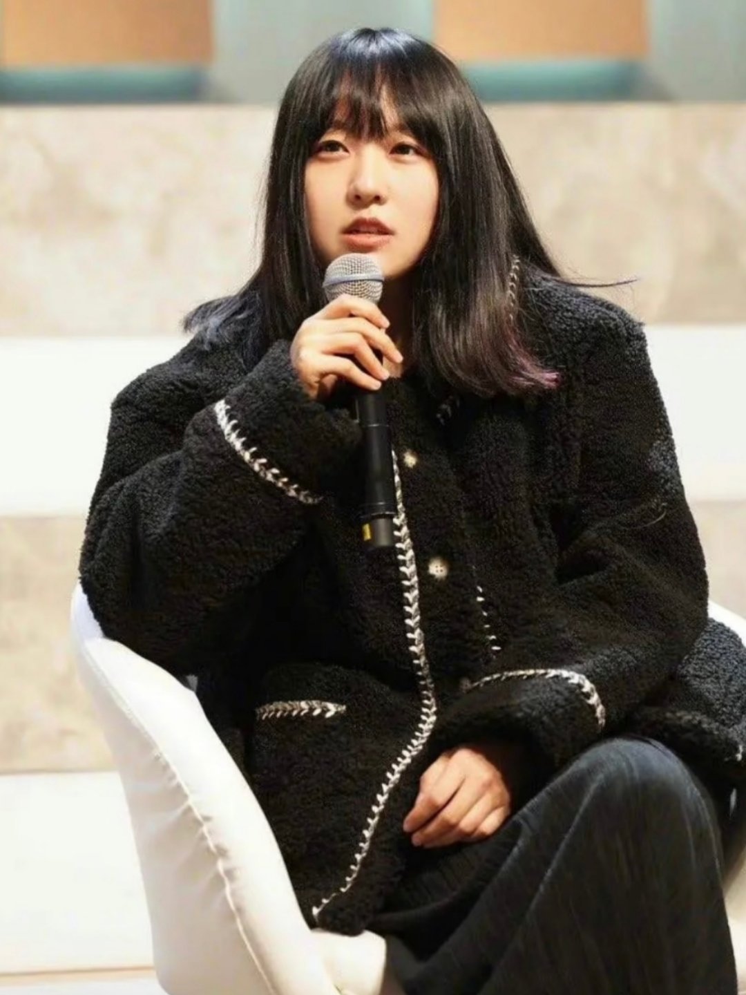 王建国爱奇艺副总裁小红脱口秀演员王建国与爱奇艺高管谭晓虹疑似已结婚，网友称，