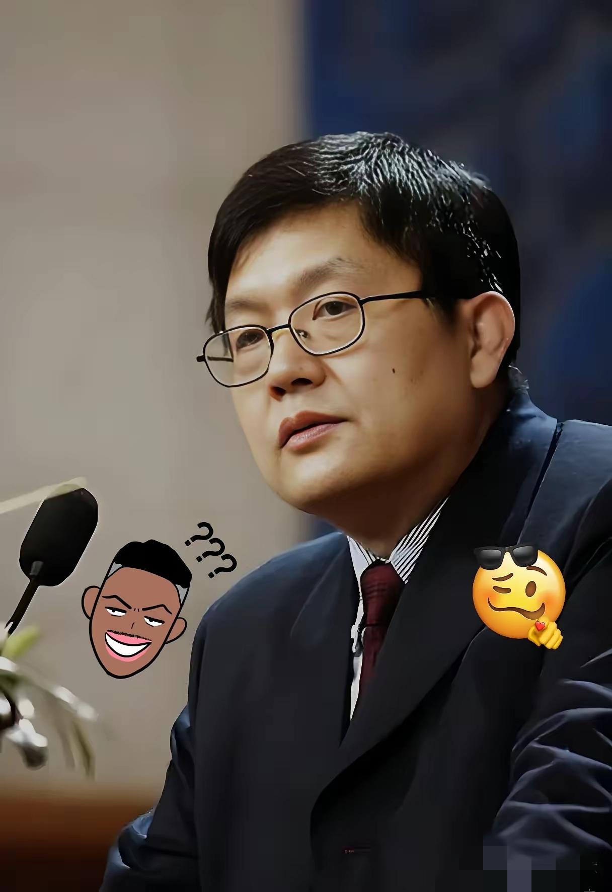 无论存心还是无意反正现在已经上了热搜了复旦大学副教授冯玮在微博上称：抗日英雄