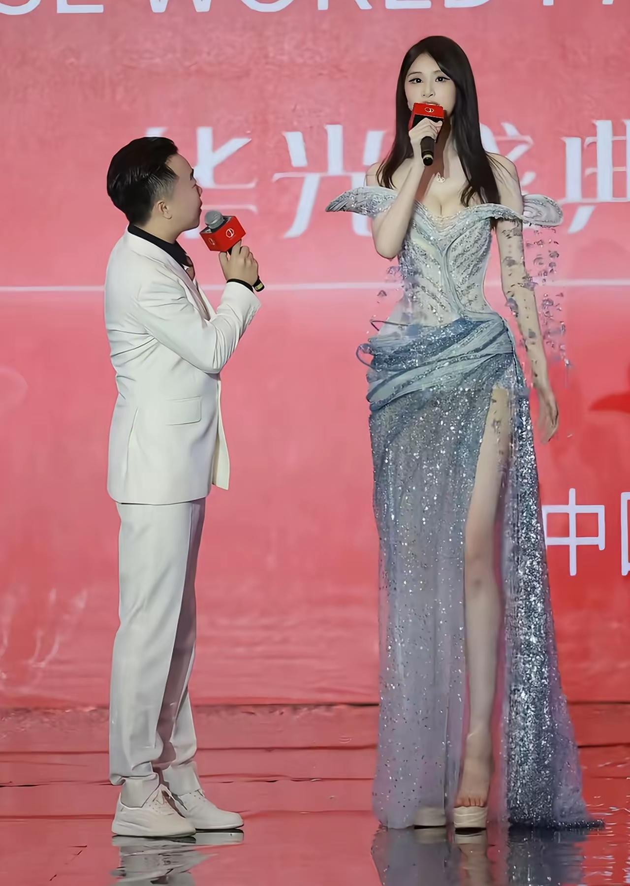 我宁愿要1米52也不要1米82物极必反，她觉得高是她的优势，还要再穿个高跟鞋，