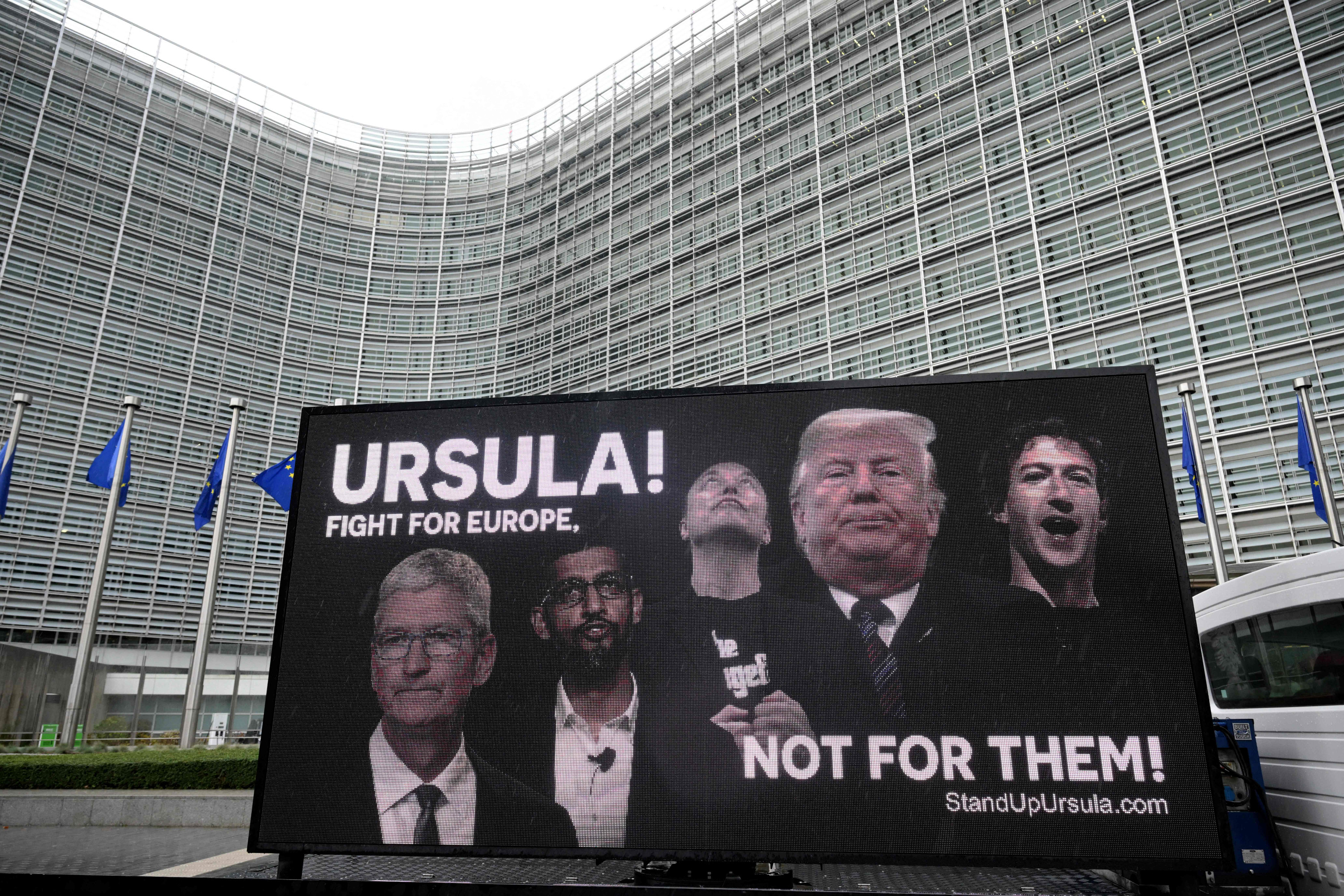 美国铁锤砸向欧洲！附庸国噩梦开始，特朗普2.0开启羞辱模式