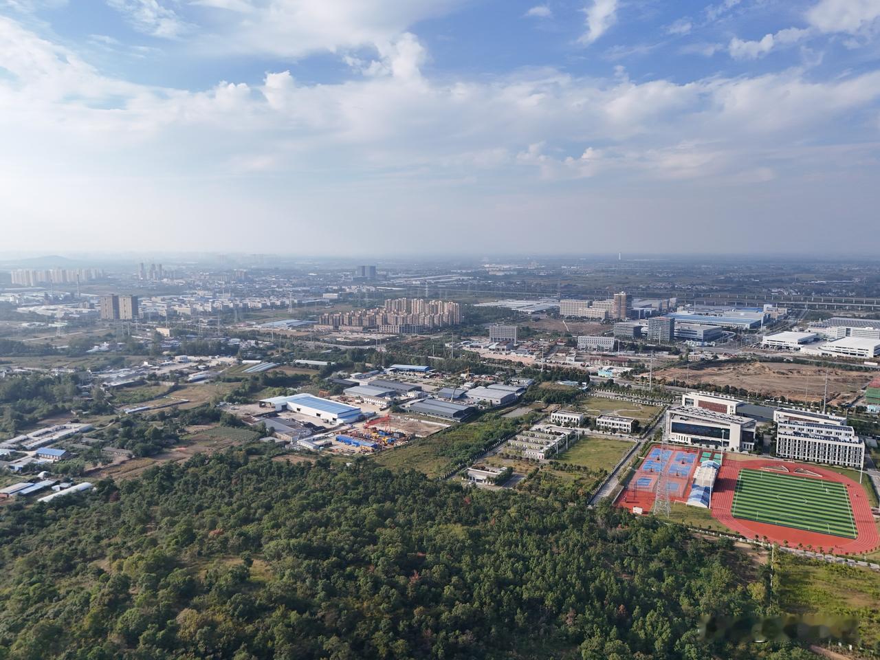 随手拍一拍城市风景站在城市东部的山上看蚌埠，不一样的角度，另一番风景