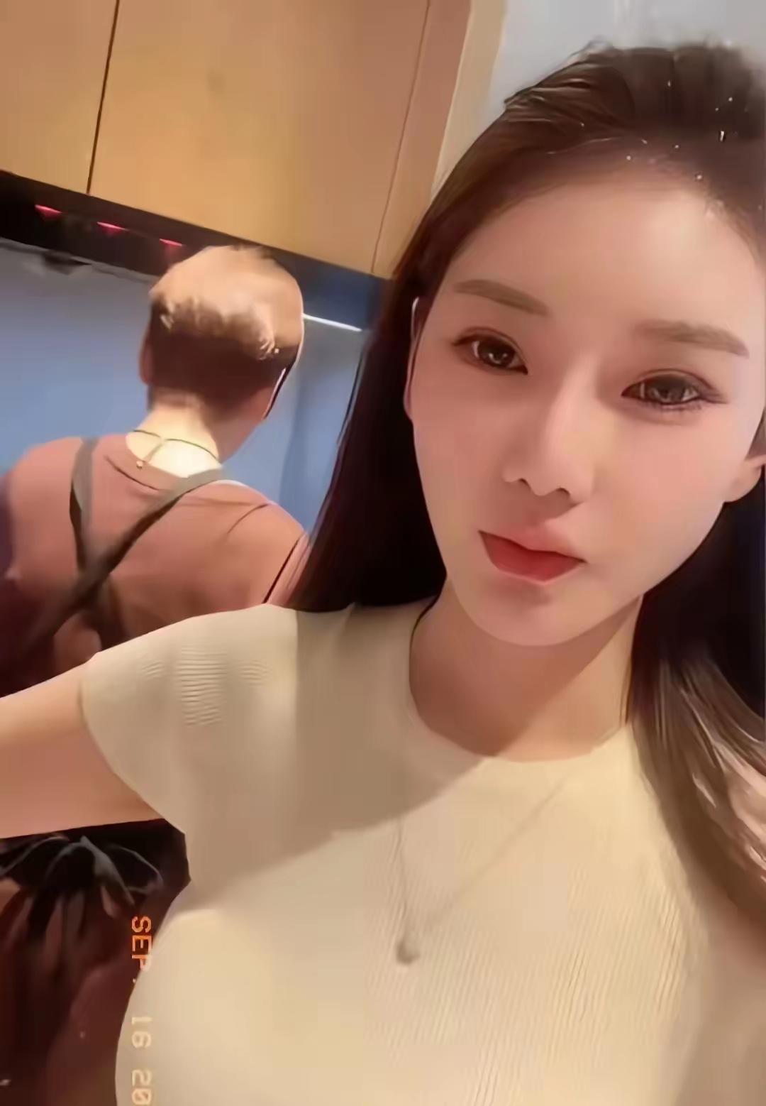 马筱梅说她妈做的饭，两个大孩子都爱吃，不知道是不是真的？她说话除非得到实事求是