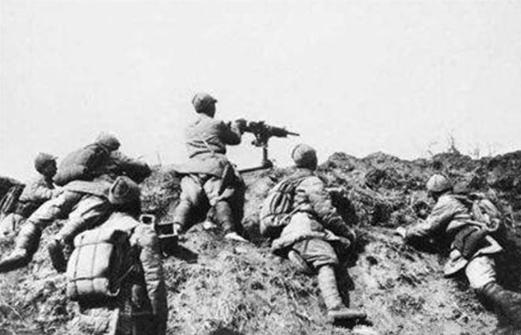 1943年，王近山违抗军令伏击13车日军，清点战利品时，发现疑点重重：普通鬼子怎