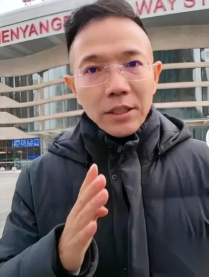 李帅上央视了！连续三天还记得三根肋骨的恩怨吗？那个曾被恶意打压、连老母亲都被