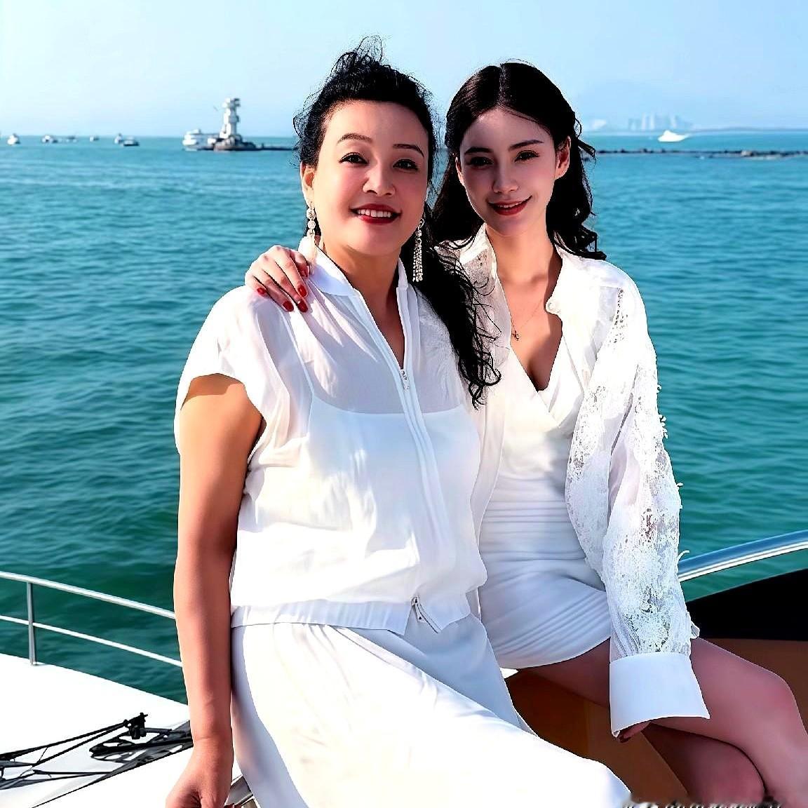 张兰给所有准婆婆上了一课。马筱梅直播时讲以后孩子让自己妈妈带，一群人转头就守在