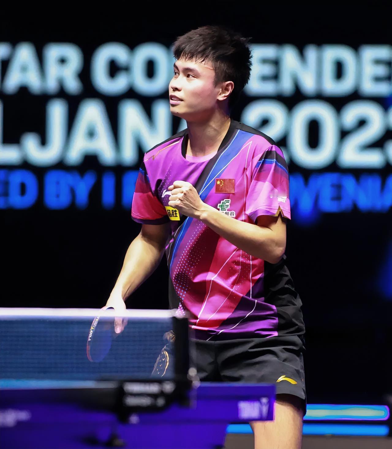 周启豪爆冷出局，国乒男单卫冕之路困难重重！赛前，状态正佳的周启豪被寄予厚望，