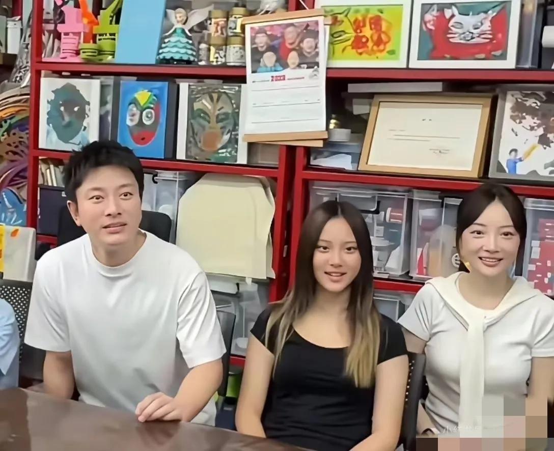 你可以说贾乃亮花心，也可以说他油腻，但是有一点，真的喷不了，那就是贾乃亮的格
