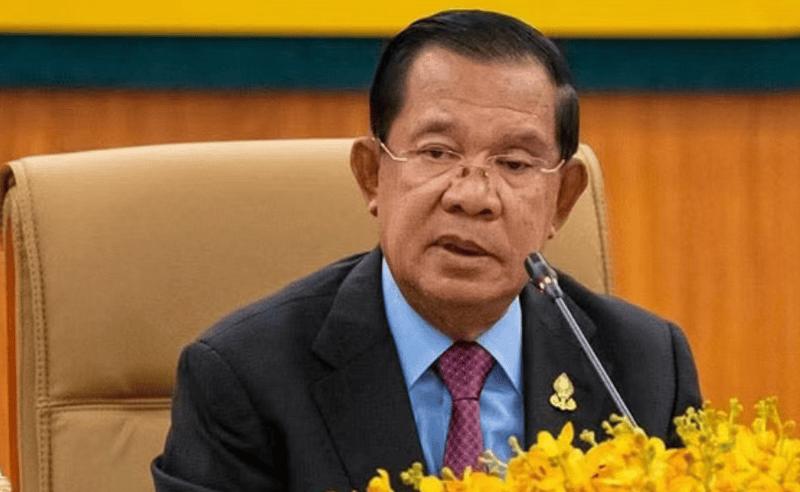 既然选择了美国，那就请坚持到底！我们绝不插手，就要静静看着这出“美式救援”的笑话