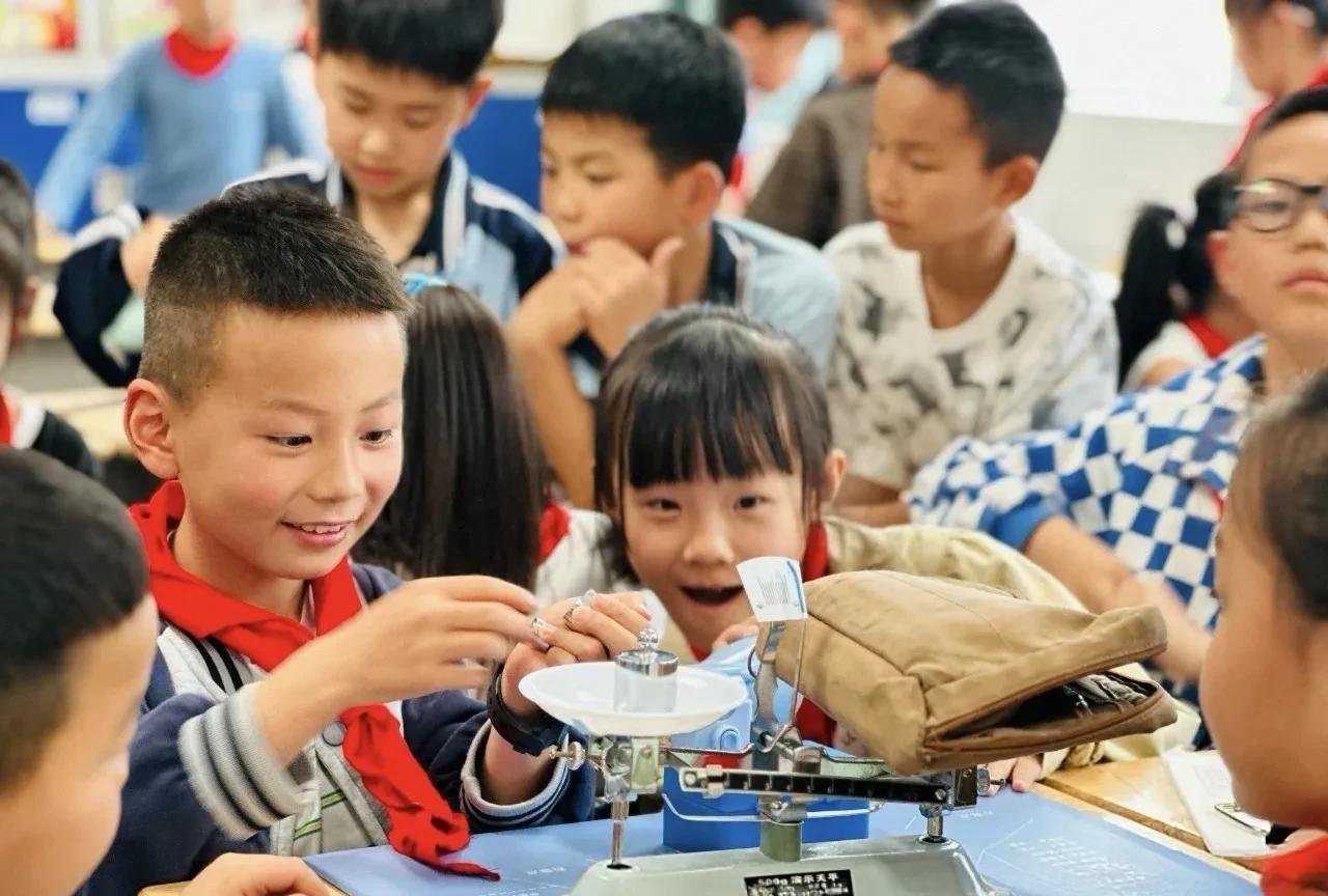 “不得给家长布置作业！”上海的学生家长迎来好消息！上海教育正式打响“第一枪！