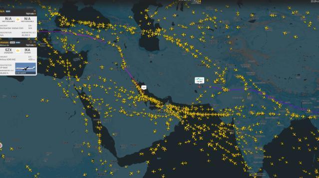 “西方静默下的战争倒计时：美军撤离与航母集结，中东风暴一触即发”