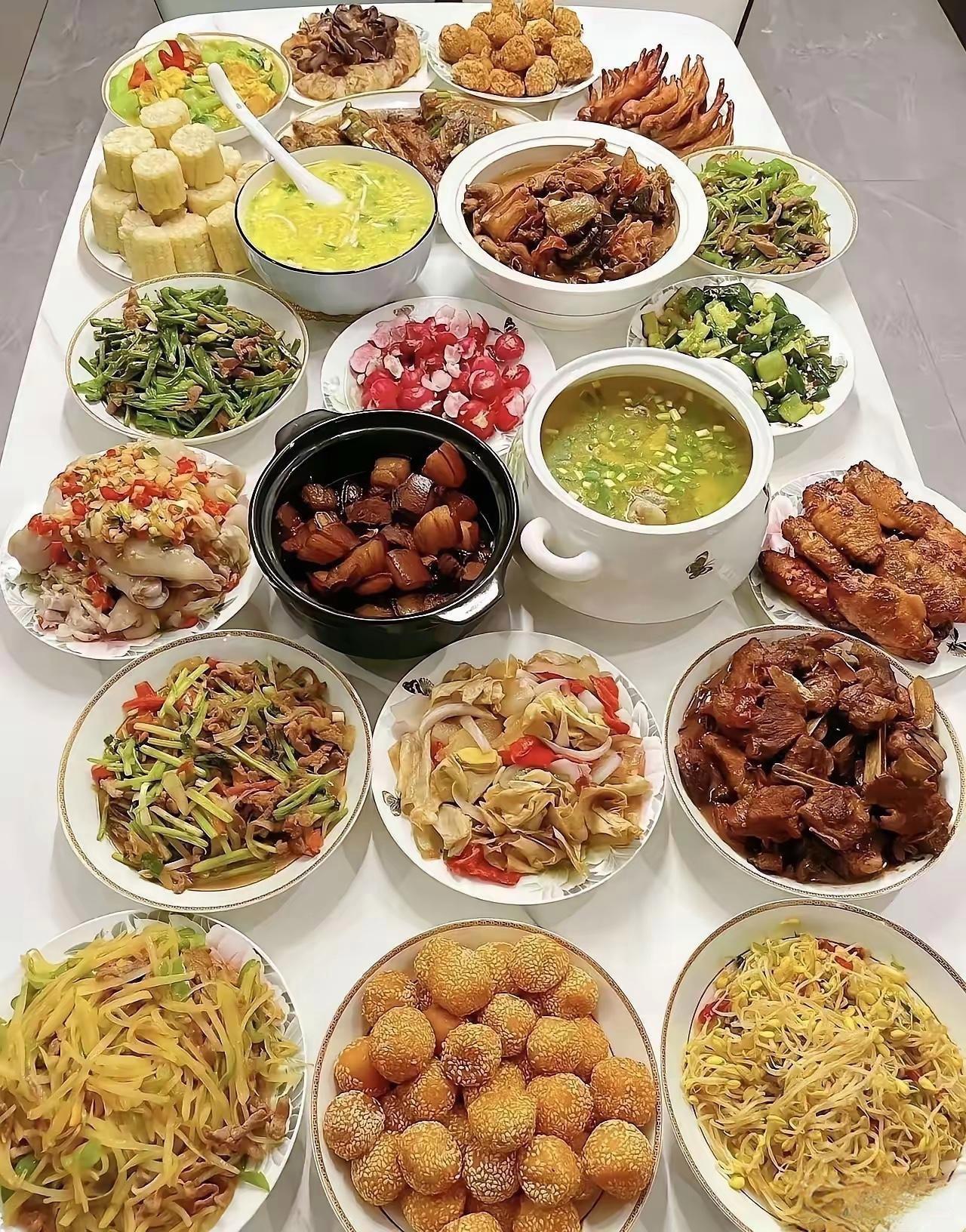 老公的哥们儿今天来家里聚餐，我用了一个小时做了这一桌怎么样？