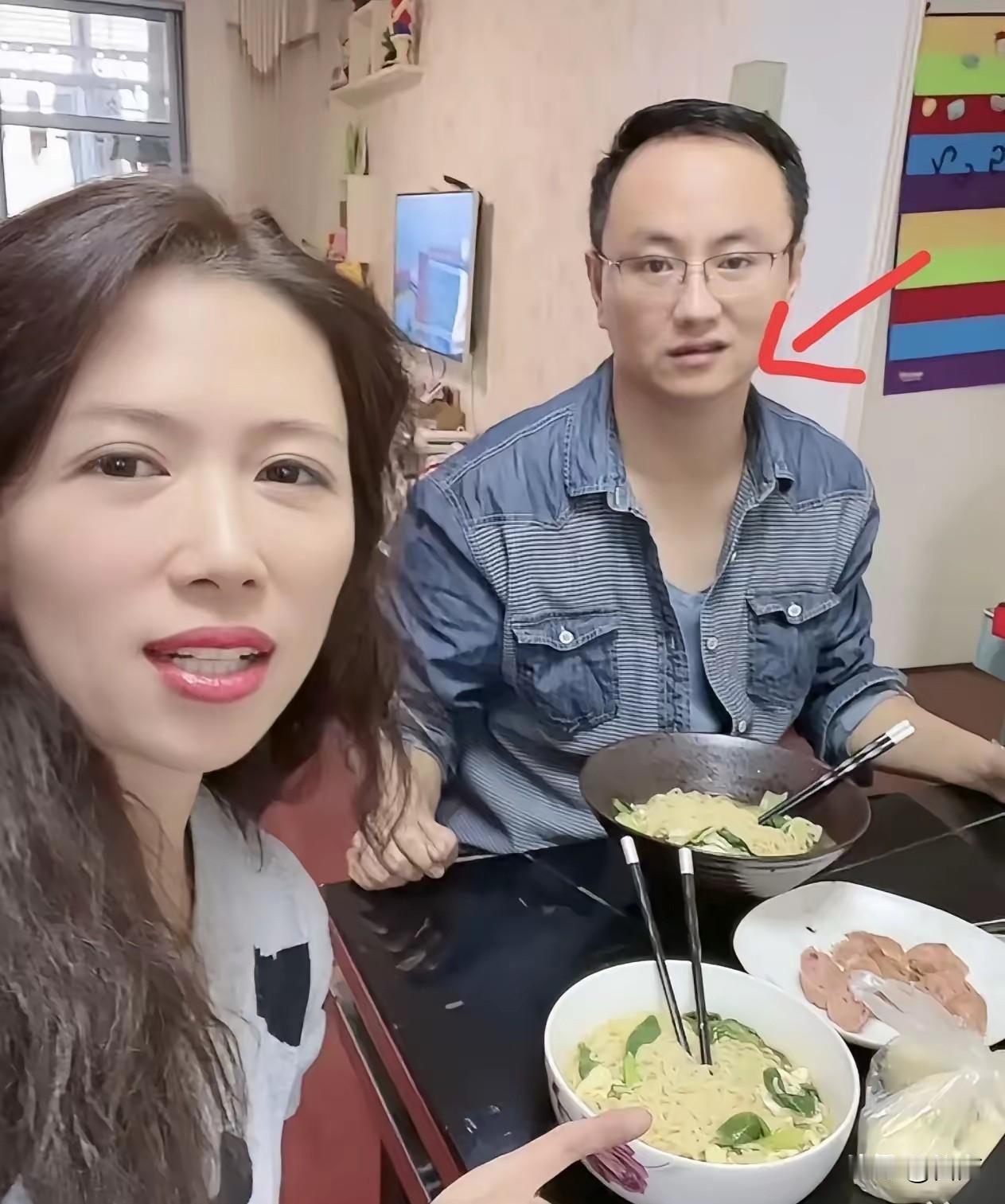 高飞这人一看就是恋爱脑体制内出轨本来就是高危行为，还不把老婆安抚好，还要去告老