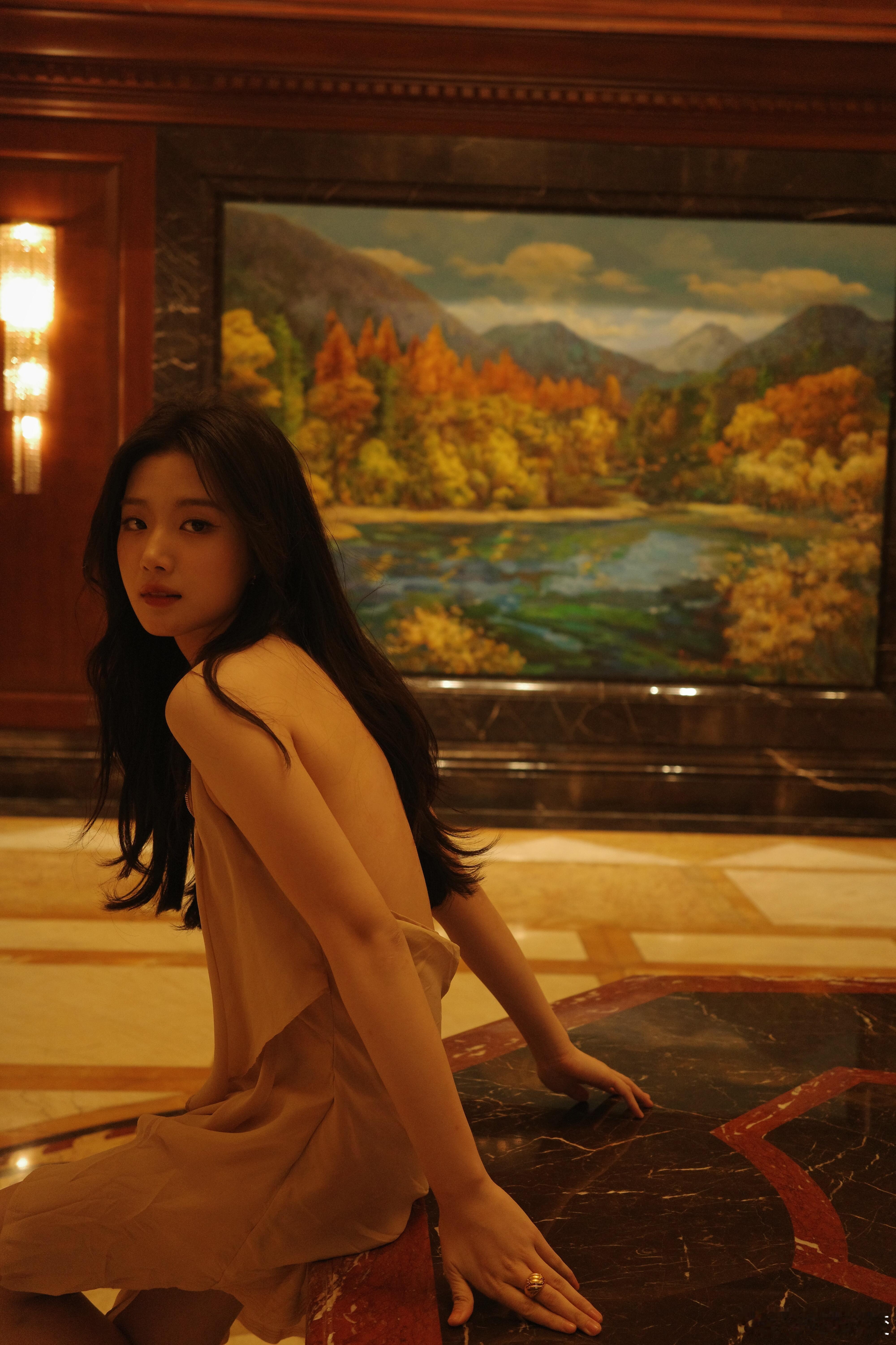 卢昱晓这组真是妈妈级别的，可爱在性感面前不值一提卢昱晓｜​​​