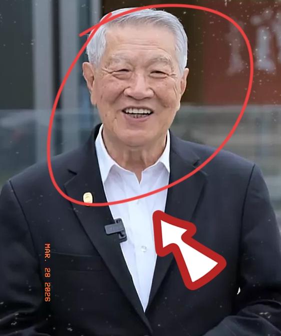 当代福尔摩斯李昌钰育有两个孩子，他们分别走向不同的道路：大儿子李孝约：定居美
