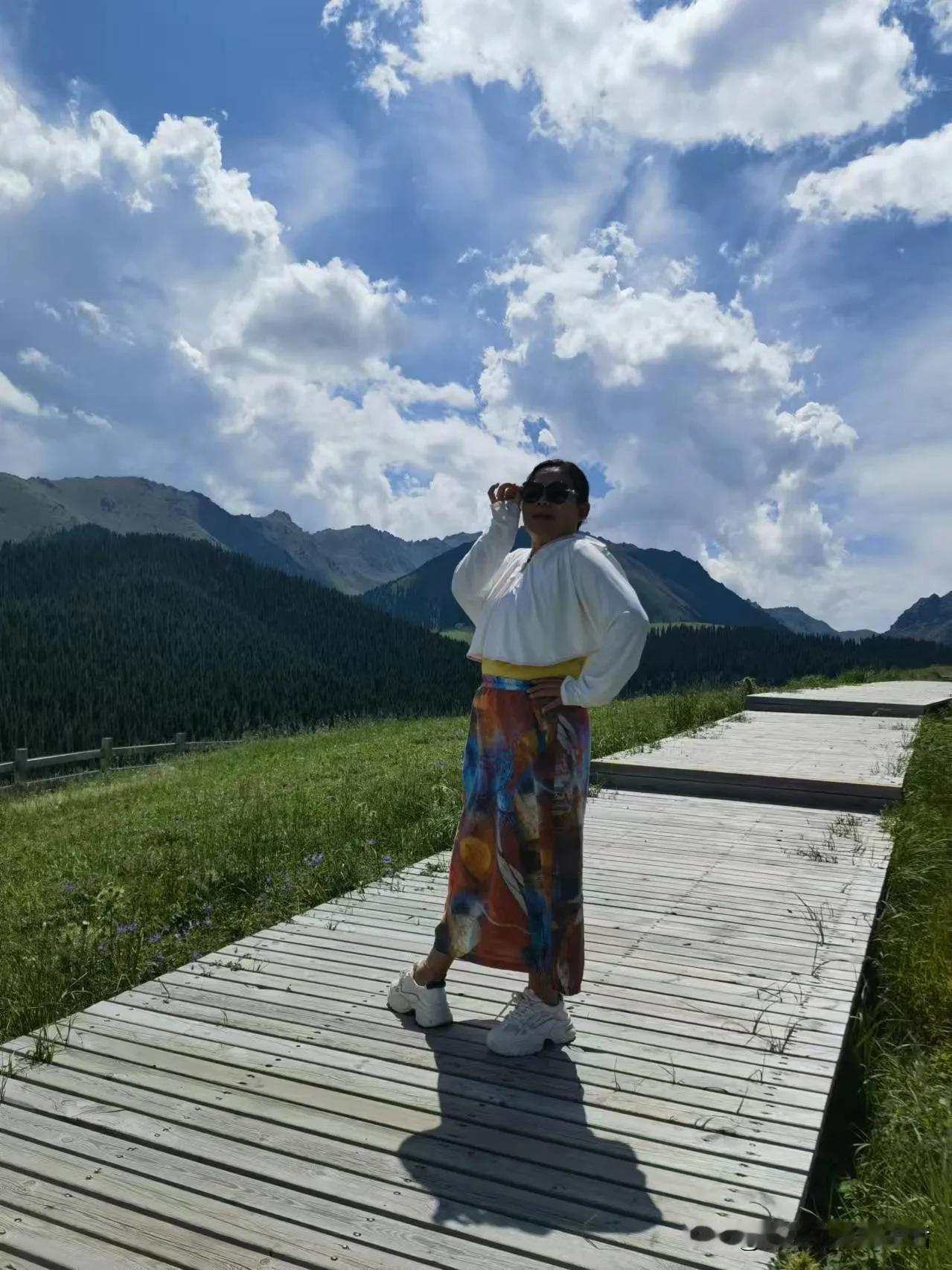 一大早娘家大嫂子发了消息，说是在抖音上看到阿勒泰地震了，关心我家儿子那里有没有影