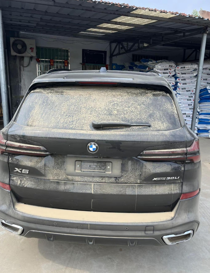 落地16万，爸妈给了7万，姐姐给了5.5万弟弟给了2万，自己花贝加了300块的