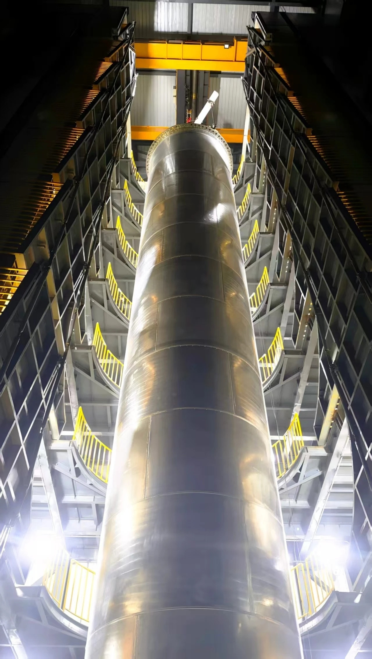 【天津跃峰航天首件大直径火箭贮箱整箱液压试验圆满成功】天津跃峰航天科技有限公司承