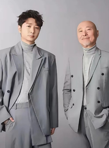 现在全网最幸福的应该就是陈佩斯了吧不是因为71岁还在演话剧，也不是因为《