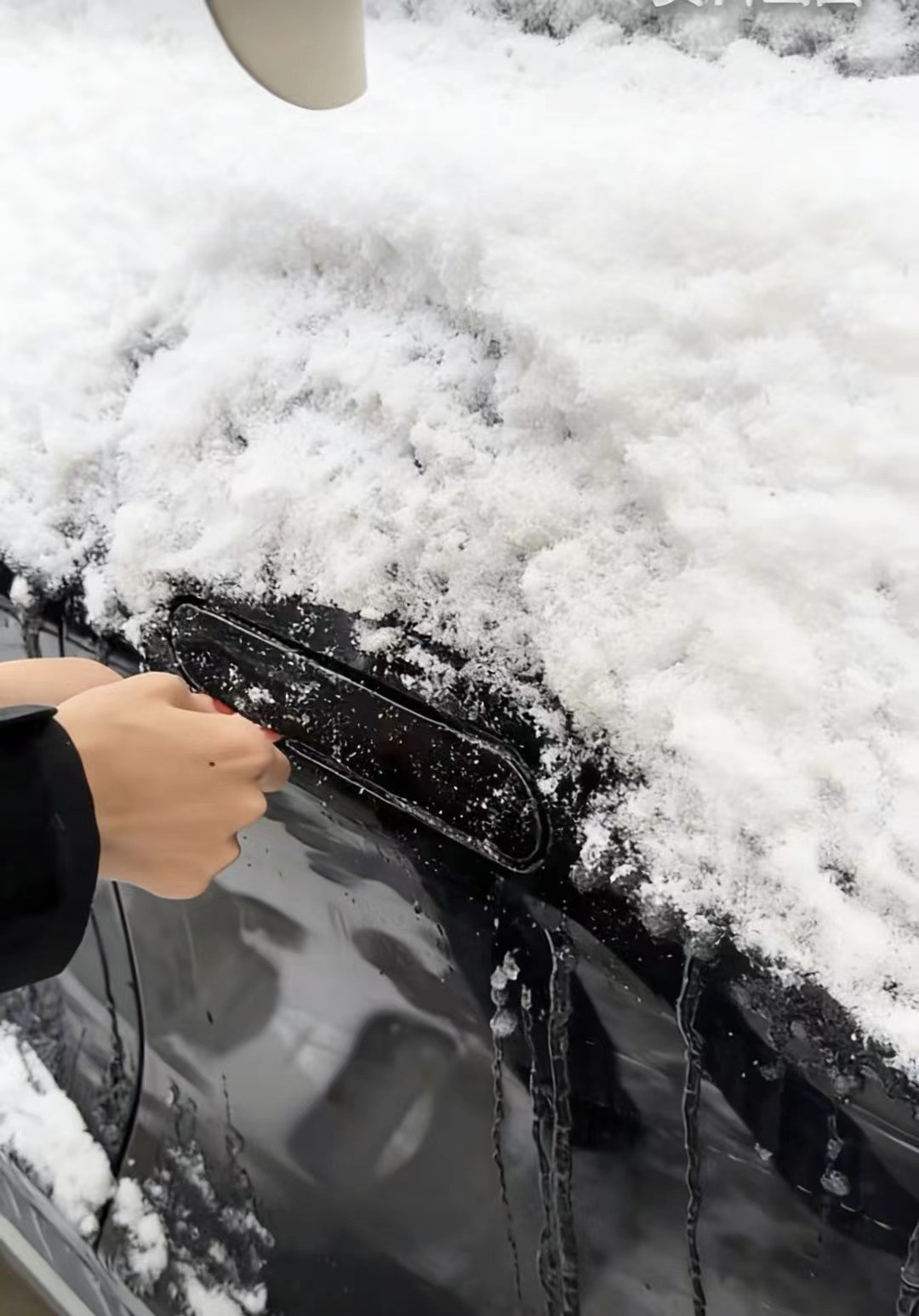 后悔买早了！全隐藏门把手2027年强制禁用，2029年全面清零！被车...