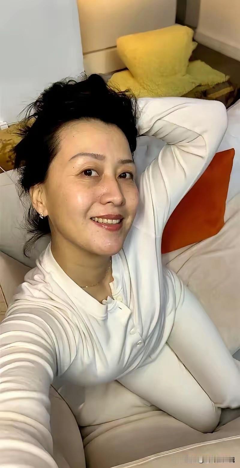 58岁的大妈说，老伴已过世6年了，如果，她不要彩礼，还会有人要她吗？今天在网上
