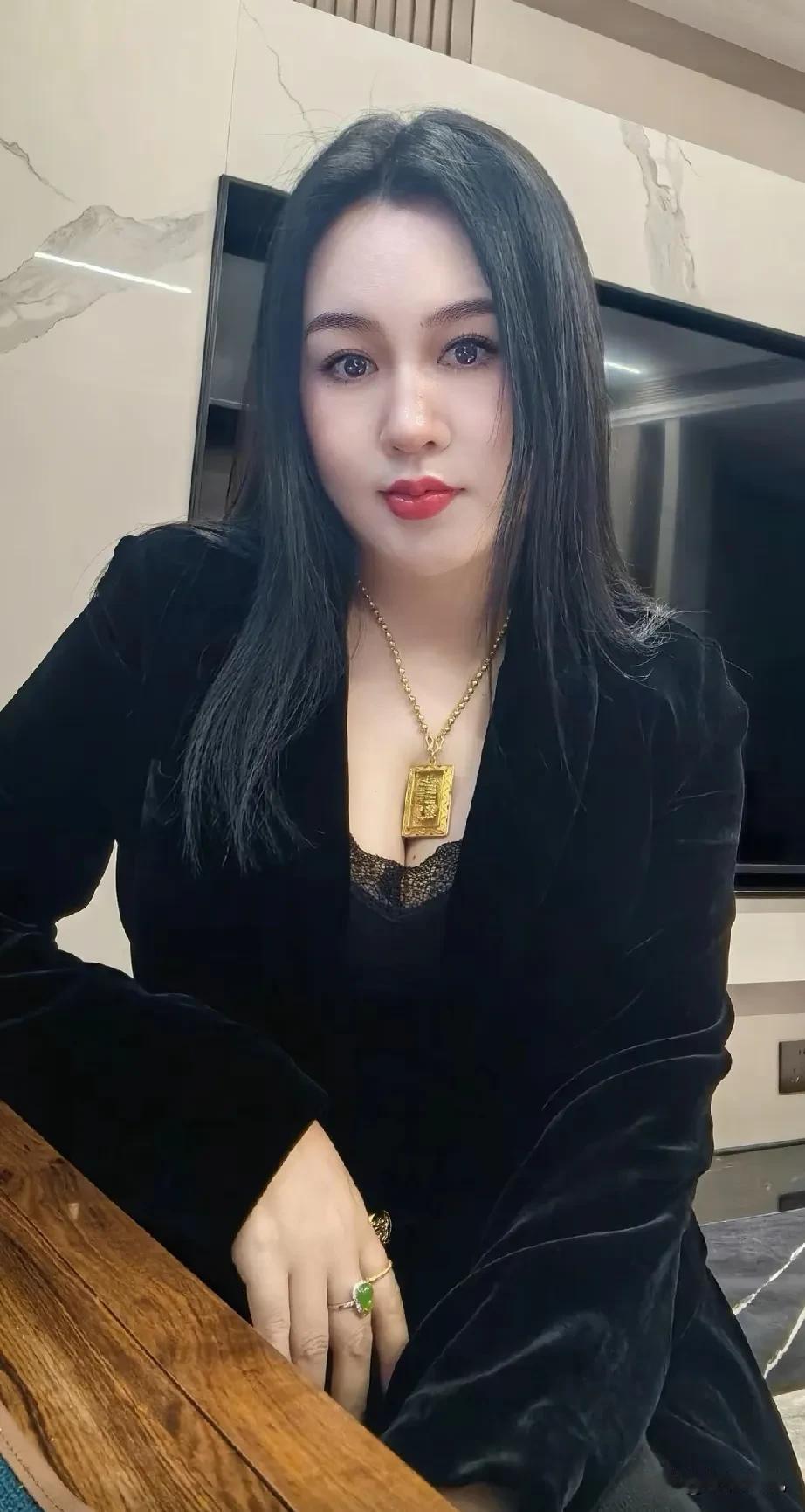 比你苦的人多了去了你有什么理由不快乐想开看开，放开当一个人经历很多不尽人意