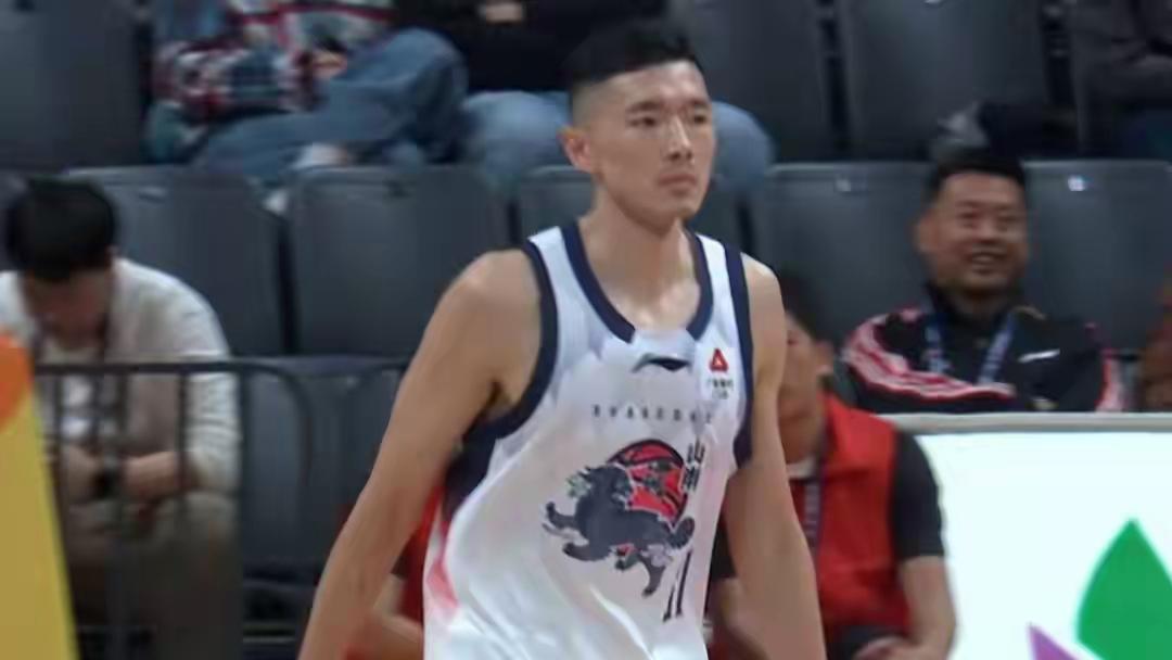 山东高速男篮终于有了稳定的3分投球手，陈林坚首战成名，3分球5投中5，上场只有1