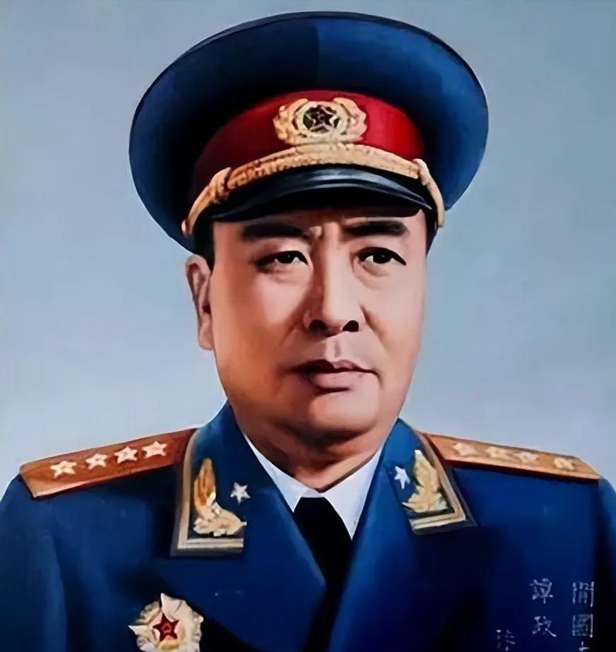 谭政虽未指挥战役却能在开国十大将中排第5，其实并不蹊跷。在那个动荡年代，他本可安