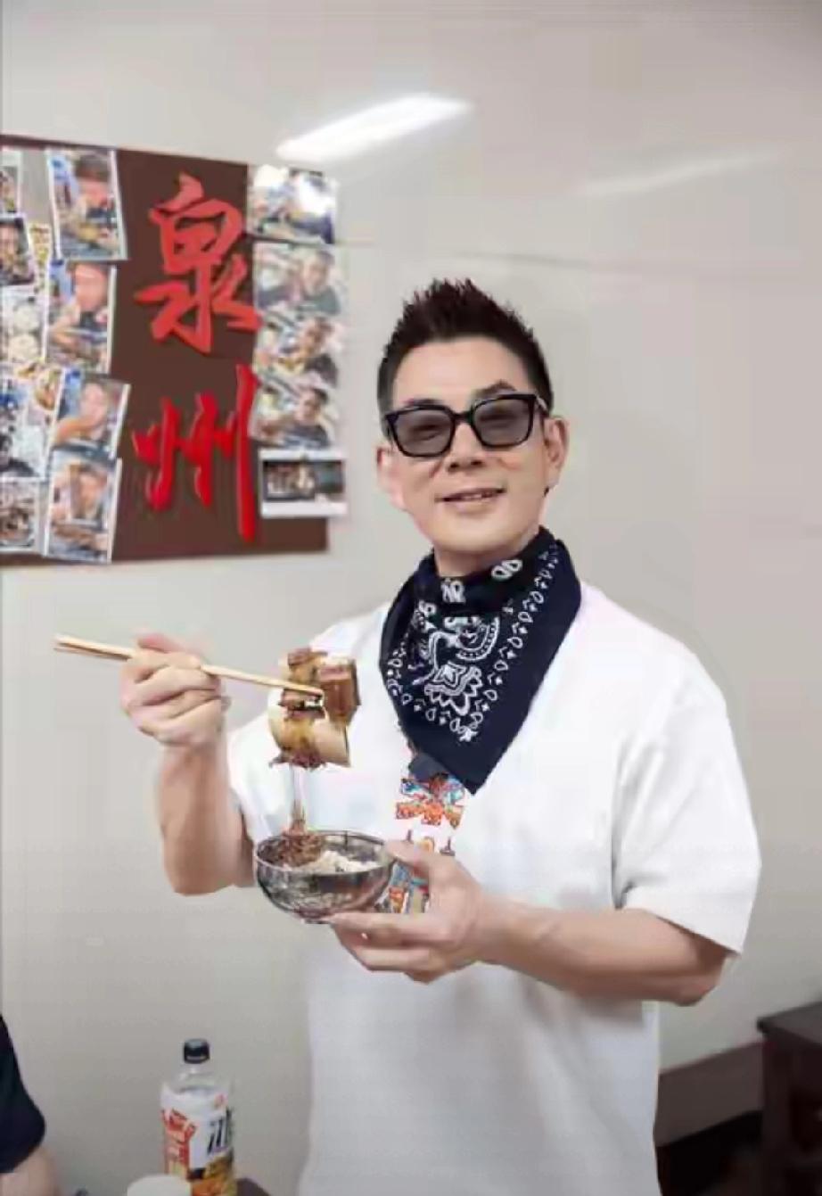任贤齐豪掷6880万购香港豪宅！24年零绯闻，背后女人太厉害2026年港媒
