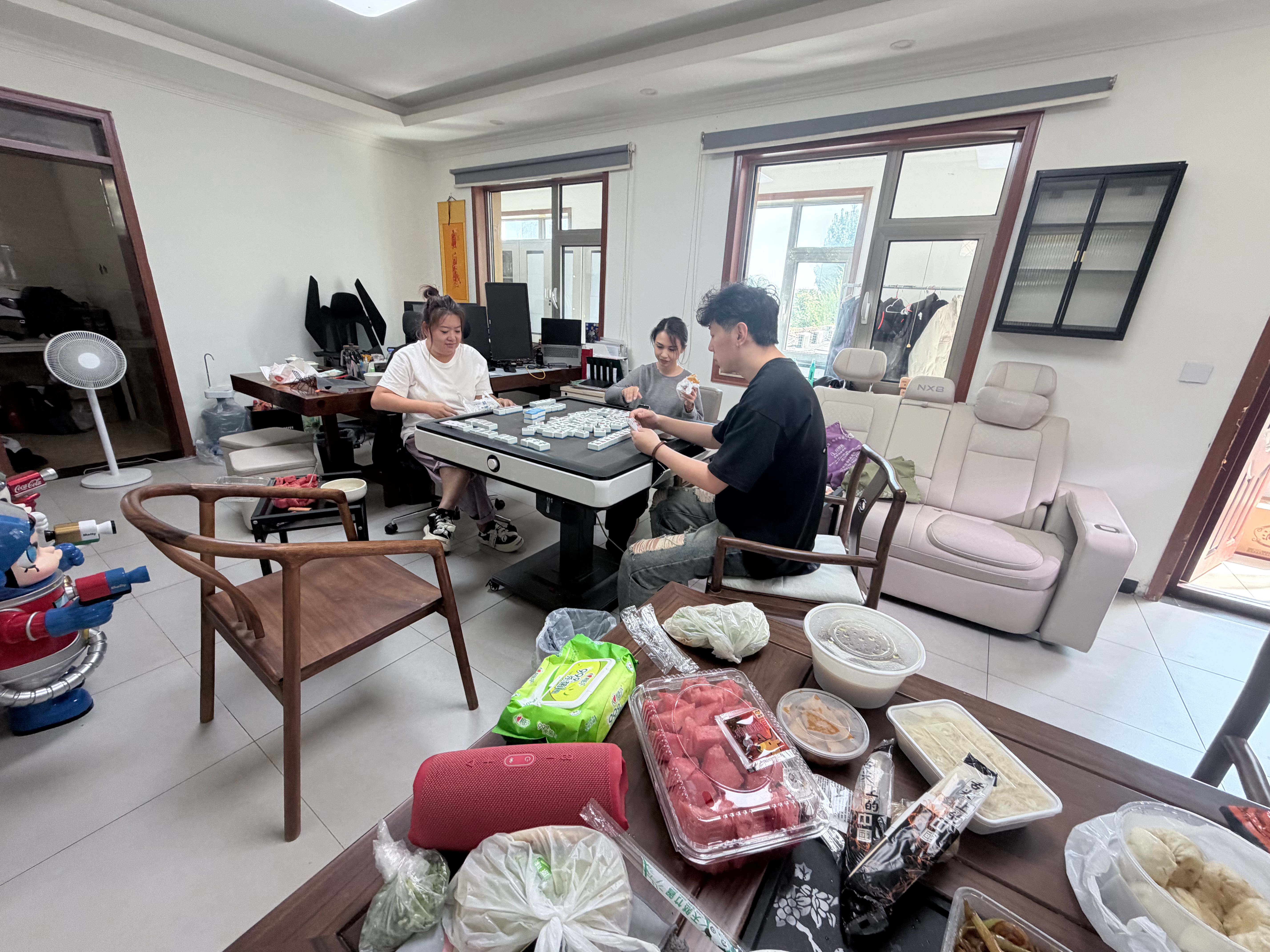 周末公司的麻将局早餐真硬​​​