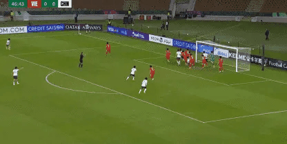 计划有变，准备夺冠！第47分钟，带刀后卫！彭啸角球中头球破门，U23国足1-0