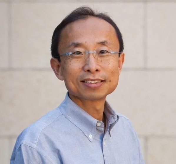 台积电前副总裁黄汉森曾在采访中表示：任何技术领域，只要每当中国团队进入时，其他企