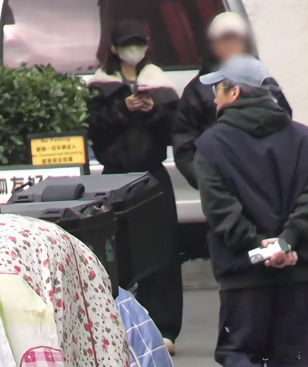 金像奖提名出来了，没有赵丽颖！不要再带赵丽颖了，谁想争谁争！丽颖今天私下里还